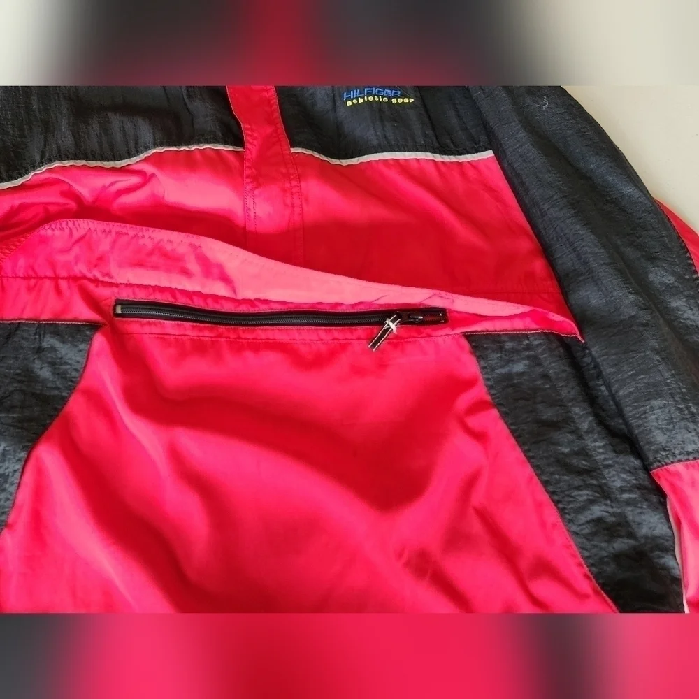 Vintage Tommy Hilfiger  1/4 Inch Zip Up Red/Black Pull Over Jacket Men's Sz L.